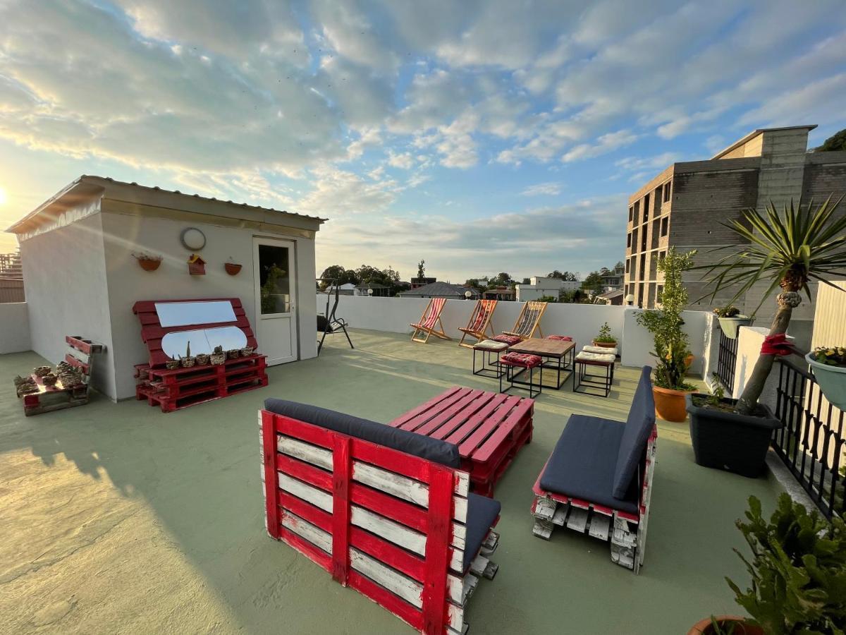 Hotel CHARLI Gonio Buitenkant foto