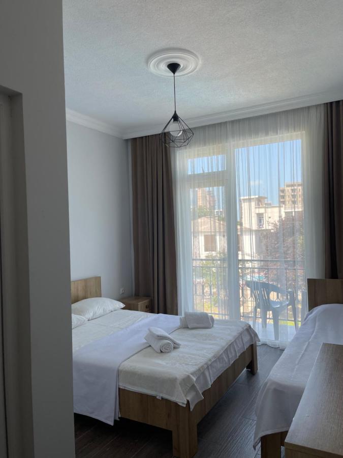 Hotel CHARLI Gonio Buitenkant foto