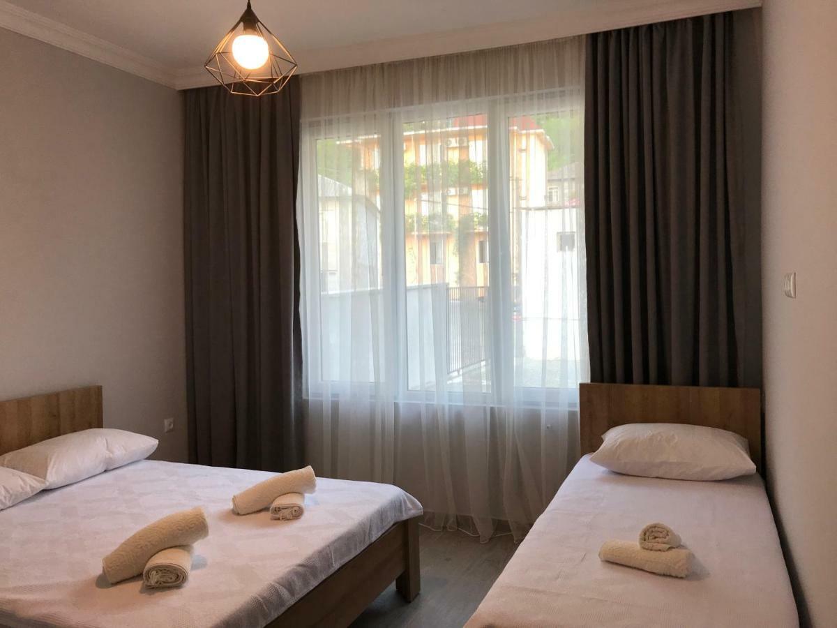 Hotel CHARLI Gonio Buitenkant foto