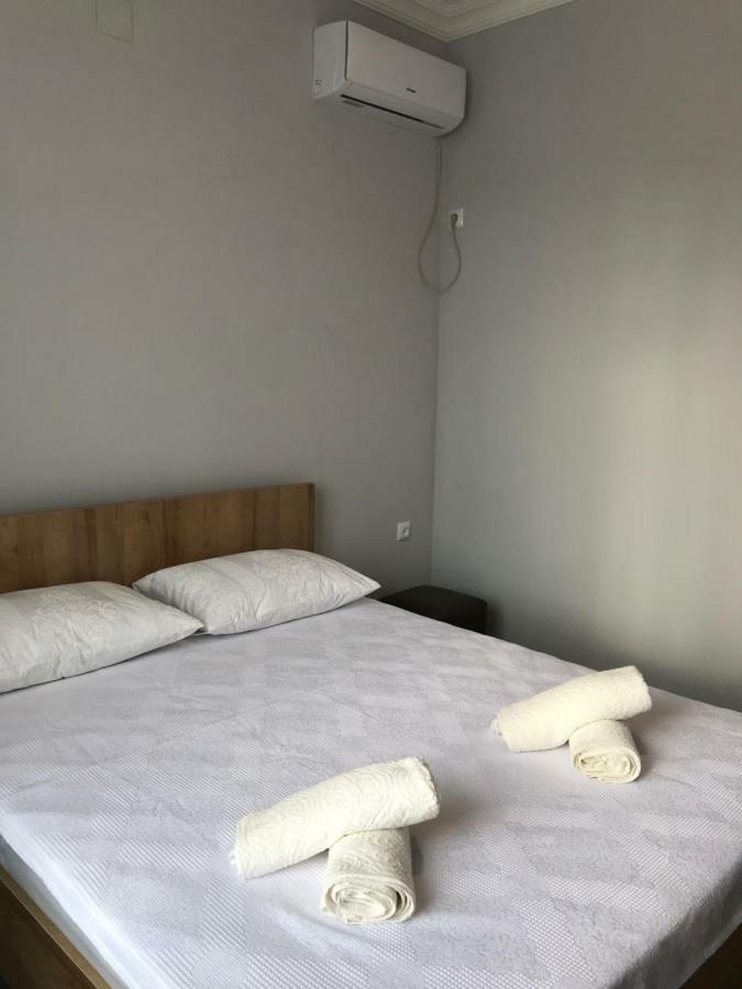Hotel CHARLI Gonio Buitenkant foto