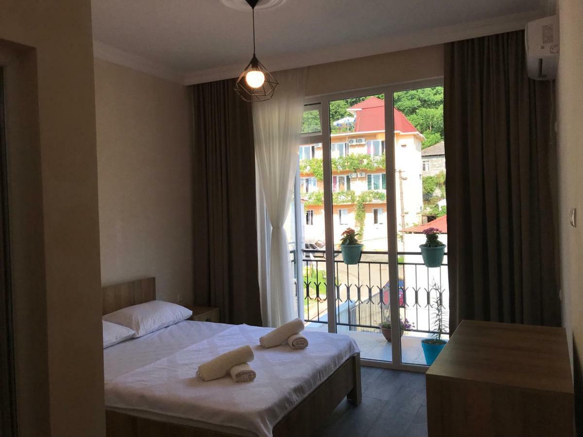 Hotel CHARLI Gonio Buitenkant foto