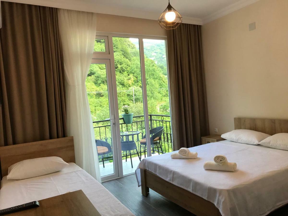 Hotel CHARLI Gonio Buitenkant foto