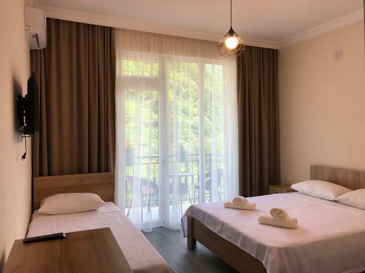 Hotel CHARLI Gonio Buitenkant foto
