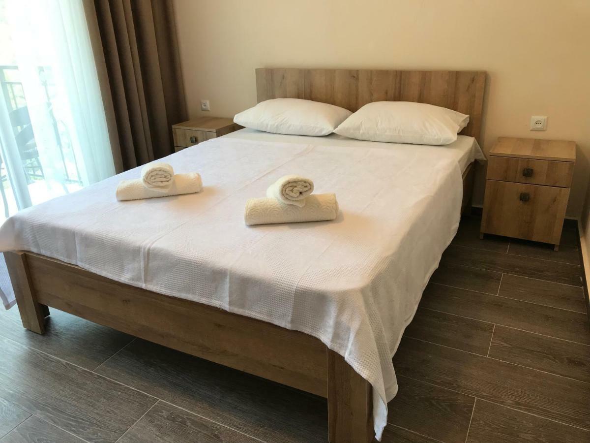 Hotel CHARLI Gonio Buitenkant foto